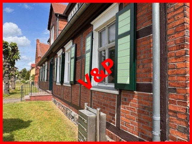 Wasserlage nahe Havel und Elbe - Mehrfamilienhaus mit großem Grundstück Wasserlage nahe Havel und Elbe - Mehrfamilienhaus mit großem Grundstück